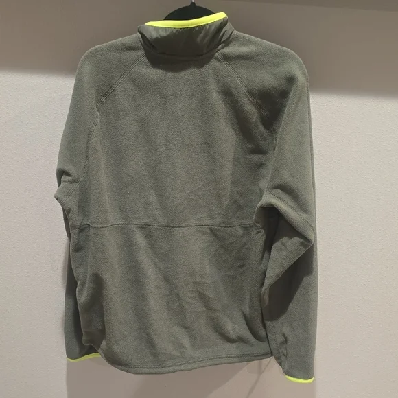 Nike Green and Neon Half-Zip Pullover - Picture 6 of 6